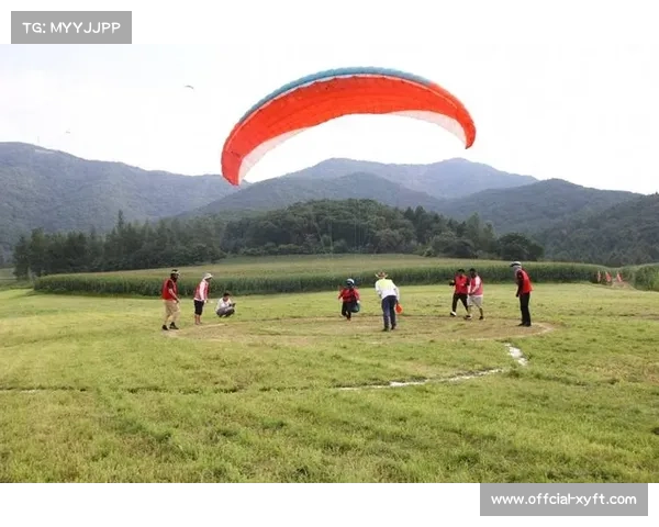 滑翔伞国际邀请赛首次落地双阳 16省市选手创参赛规模新纪录