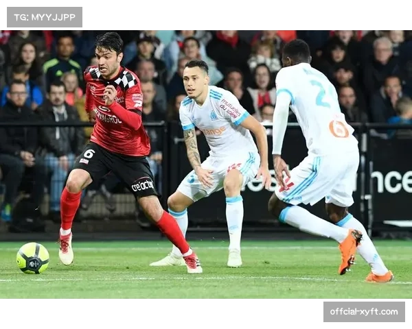 战术板：预计马赛将继续使用三后卫阵型应对摩纳哥的边路冲击